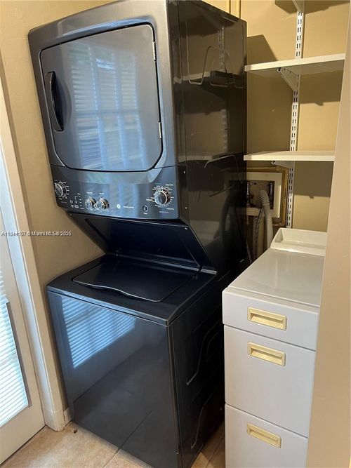 apt-2-1029 Sw 15th Ter, Fort Lauderdale, FL, 33312-7373 | Card Image