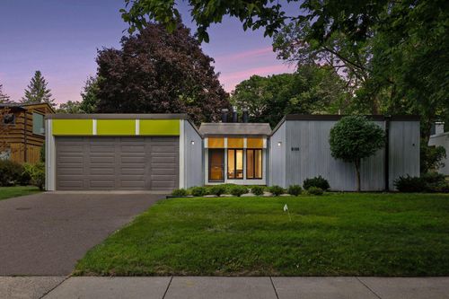 2153 Hoyt Ave W, Falcon Heights, MN, 55108-1314 | Card Image