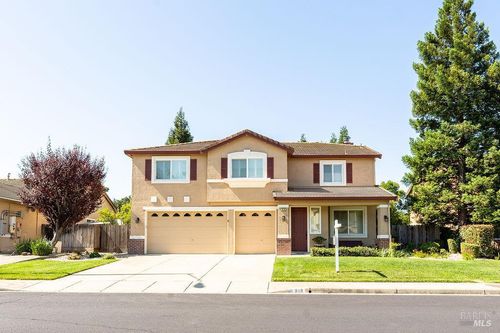 918 Shadow Tree Ct, Vacaville, CA, 95687-7709 | Card Image