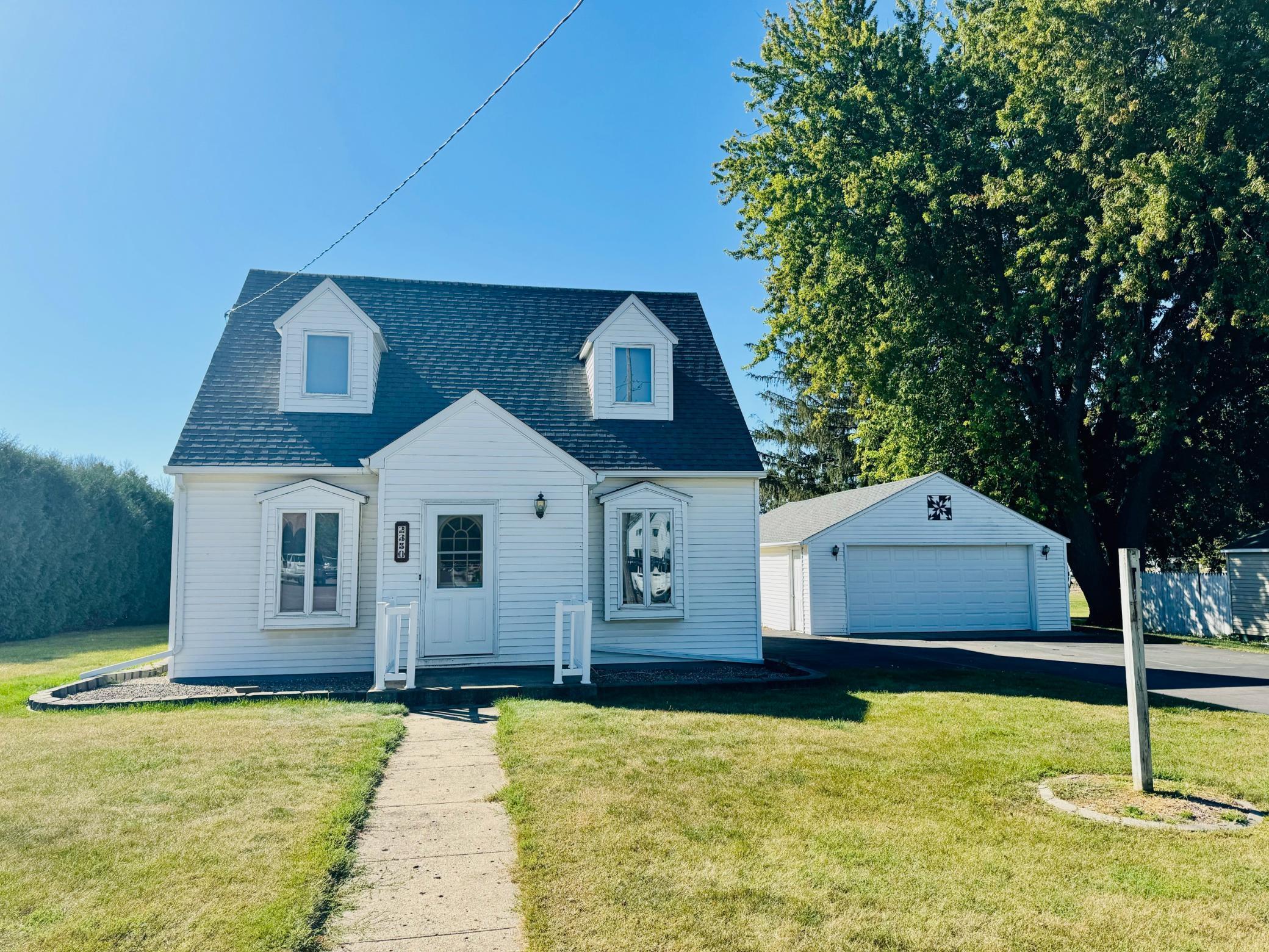 29th St, Slayton, MN 56172
