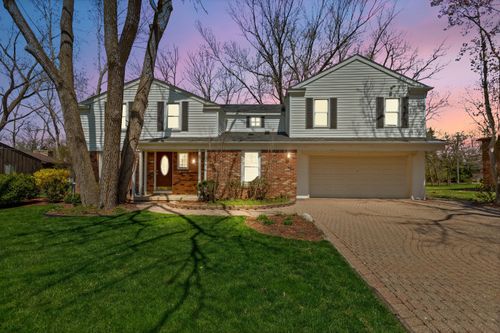 9350 Byromar Ln, Grosse Ile, MI, 48138-1218 | Card Image