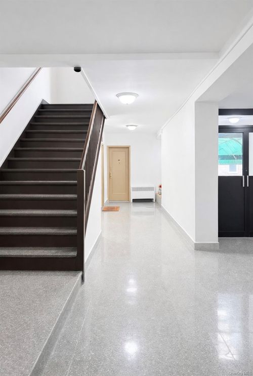 1b-2255 Cruger Ave., New York, NY, 10467 | Card Image