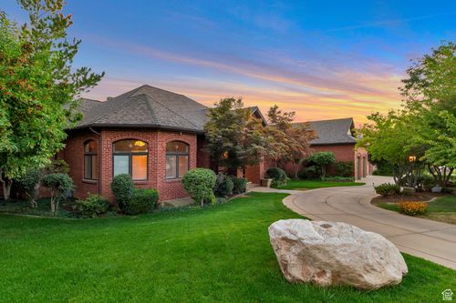 1681 Lakeview Way, South Ogden, UT, 84403-1416 | Card Image