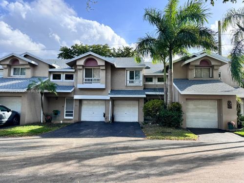 2116 W Discovery Cir W, Deerfield Beach, FL, 33442 | Card Image