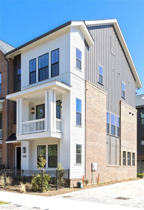 3115 Pinehurst Pl, Charlotte, NC, 28209-3101 | Card Image