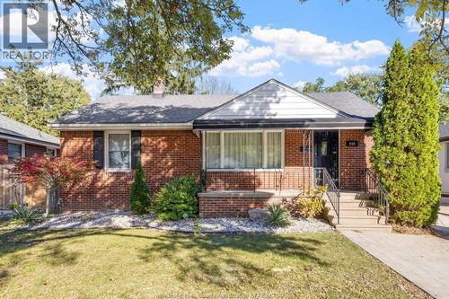 946 Belleperche Pl, Windsor, ON, N8S3C3 | Card Image