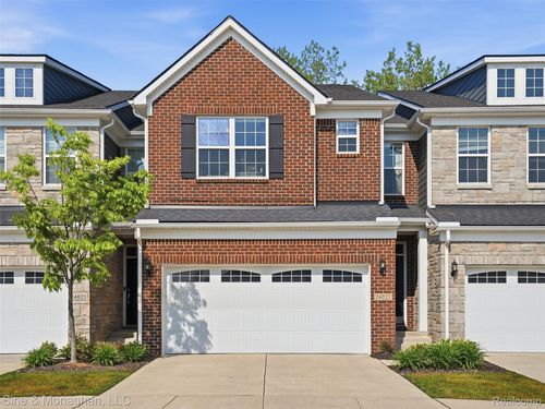 24827 Ivy, Novi, MI, 48375-3032 | Card Image