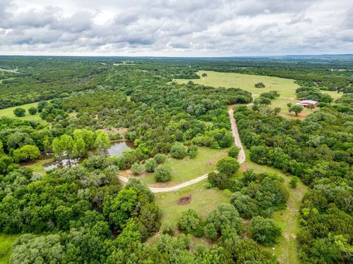 400 S 10th Avenue, Santo, TX, 76472 | Card Image