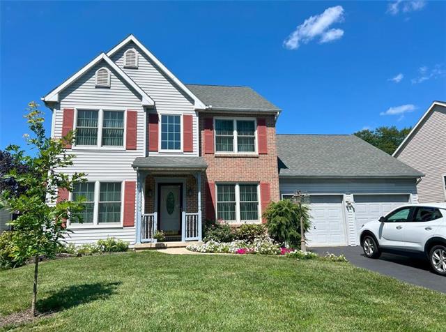 Karen Dr, Bethlehem, PA 18017