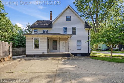 74 Washington St, Mount Clemens, MI, 48043-5569 | Card Image