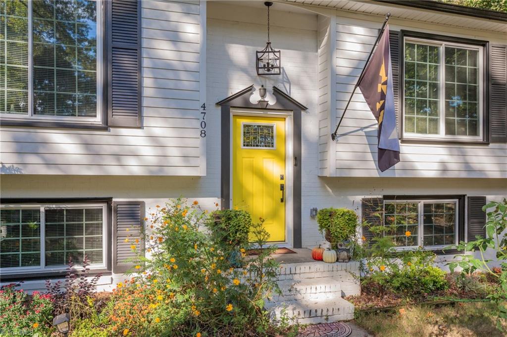 Cricklewood Dr, Greensboro, NC 27407