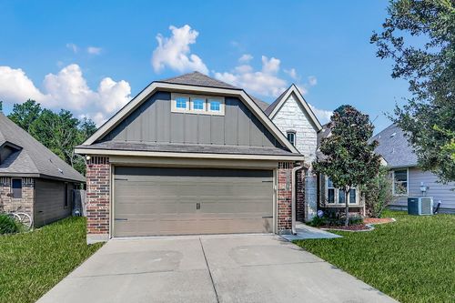 106 Mary Lake Ct, Huntsville, TX, 77320-2066 | Card Image