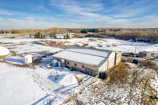 240037 Range Road 31, Home with 4 bedrooms, 2 bathrooms and 2 parking in Rural Rocky View County AB | Image 29