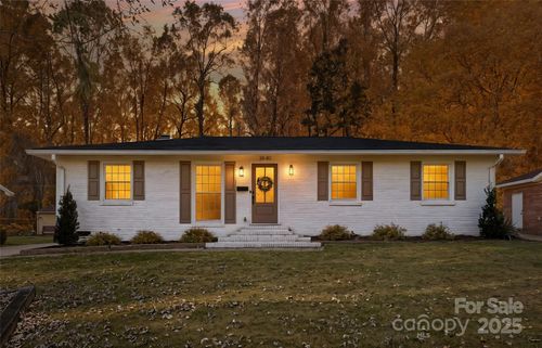 3640 Densmore Dr, Charlotte, NC, 28205-4502 | Card Image