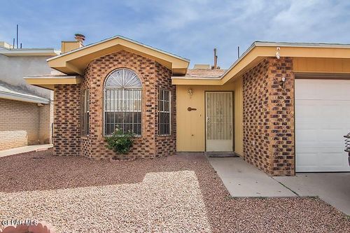 12036 Valley Quail Dr, El Paso, TX, 79936-6381 | Card Image