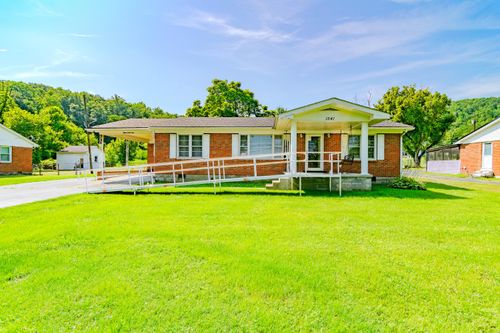 1541 College Ave, Stanton, KY, 40380-2328 | Card Image