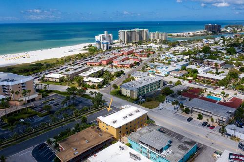 7-6651 Sunset Way, St Pete Beach, FL, 33706-2151 | Card Image