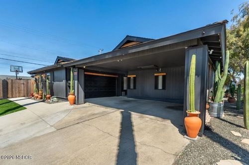 809 E Barton Ave, Lompoc, CA, 93436-3501 | Card Image