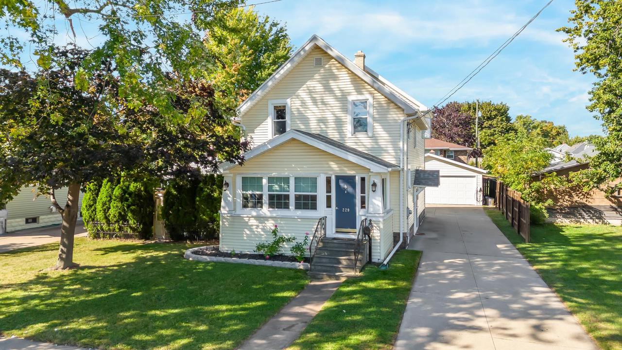 Maria St, Kaukauna, WI 54130