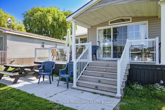486 Cty Rd 18   3 Beachview Lane, House other with 2 bedrooms, 1 bathrooms and 2 parking in Prince Edward County ON | Image 7