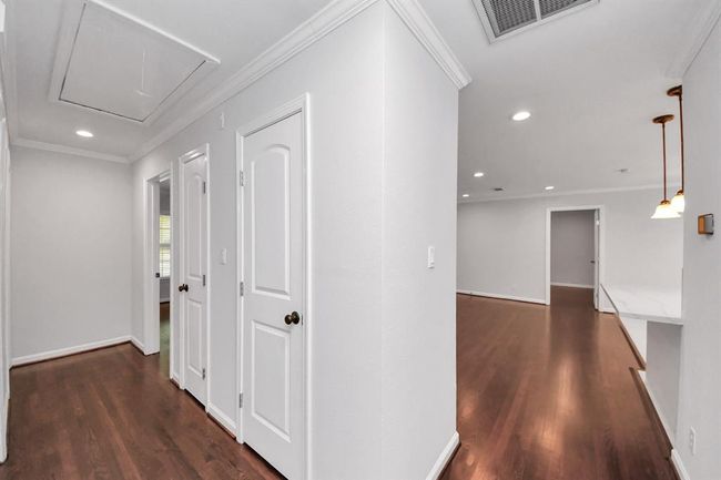 5222 W 43 Rd St, House other with 4 bedrooms, 2 bathrooms and null parking in Houston TX | Image 12