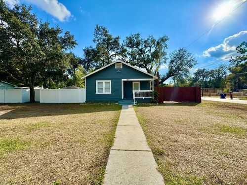 1601 E Maple Ave, Tampa, FL, 33604-3423 | Card Image