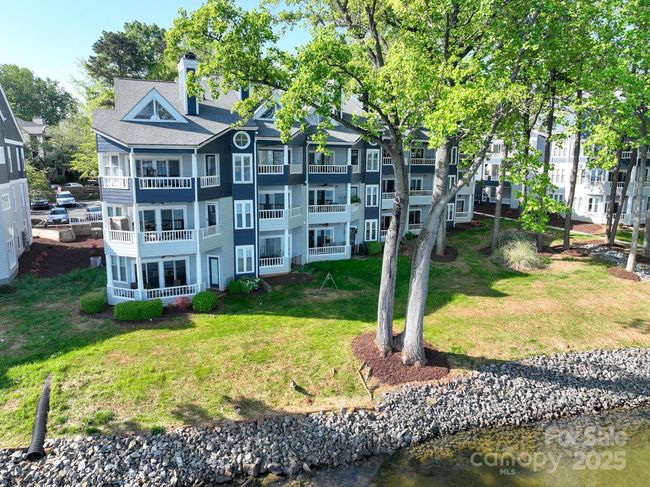 350 Northwest Dr, Condo with 2 bedrooms, 2 bathrooms and null parking in Davidson NC | Image 30