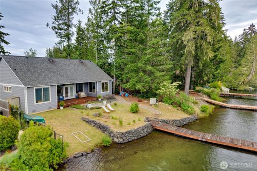 380 E Benson Lake Dr, Grapeview, WA, 98546-9746 | Card Image