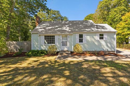 590 Sandwich Rd, East Falmouth, MA, 02536-4746 | Card Image
