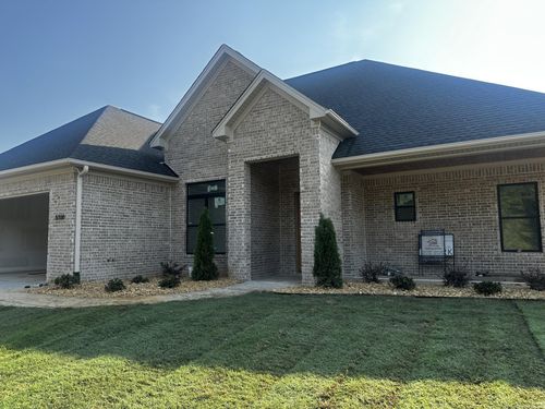 6166 Majestic Waters Dr, Alexander, AR, 72002-8901 | Card Image