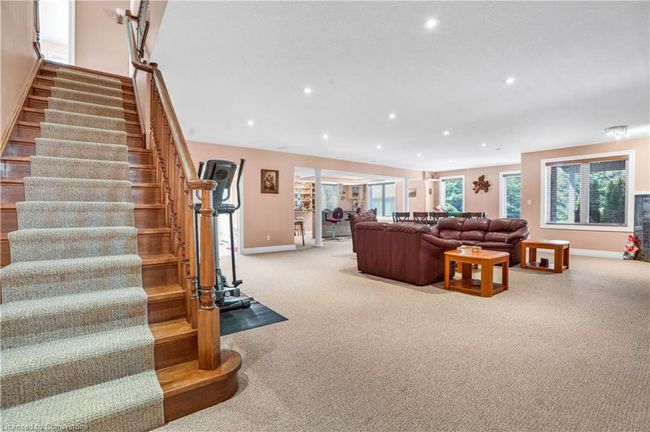 119 Gerber Meadows Dr, House other with 2 bedrooms, 3 bathrooms and 4 parking in Wellesley ON | Image 26