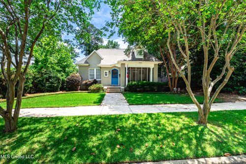 829 Belhaven St, Jackson, MS, 39202-1708 | Card Image