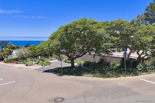914 Highland Ave, Del Mar, CA, 92014-2836 | Card Image