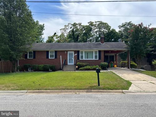 5515 Hill Way, SUITLAND, MD, 20746-4311 | Card Image