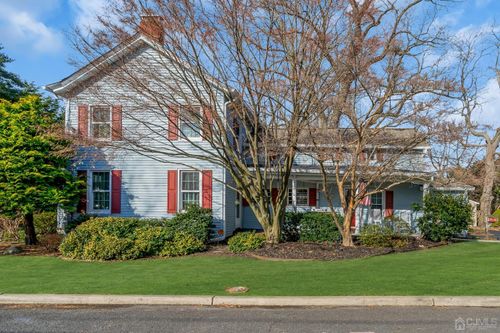 192 9th St, Belford, NJ, 07718-1438 | Card Image