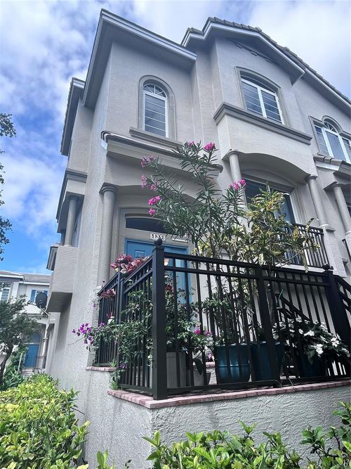 3932 Coral Heights Way, Oakland Park, FL, 33308 | Card Image