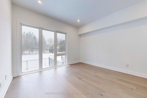 lower-22 Persica St, Richmond Hill, ON, L4E1L3 | Card Image