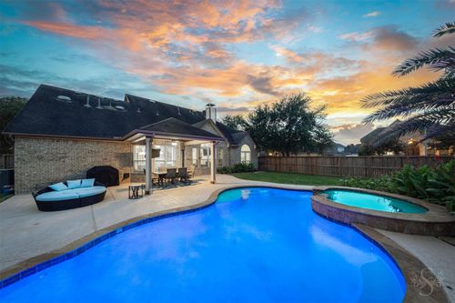 28010 Fulshear Plantation Ct, Fulshear, TX, 77441-2072 | Card Image