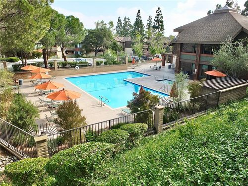102-2510 E Willow St, Signal Hill, CA, 90755 | Card Image