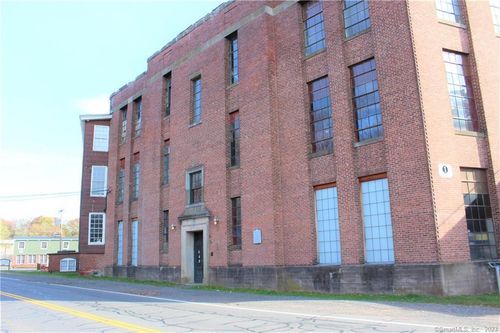 1220-642 Hilliard St, Manchester, CT, 06042-2701 | Card Image