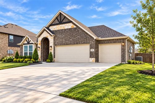 1719 Newport Ln, Cedar Hill, TX, 75104-7107 | Card Image