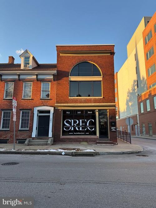 apt-c-239 W Philadelphia St, YORK, PA, 17401-6510 | Card Image