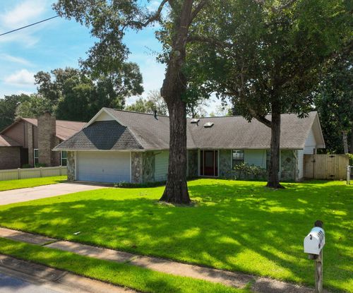 1237 Rhonda Dr, Niceville, FL, 32578-2215 | Card Image
