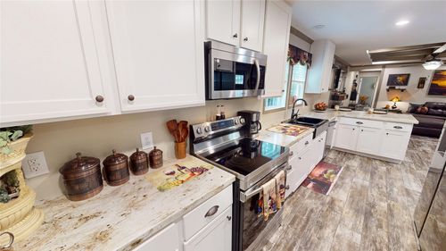 2597 Waterwood Dr, Chandler, TX, 75758-8331 | Card Image