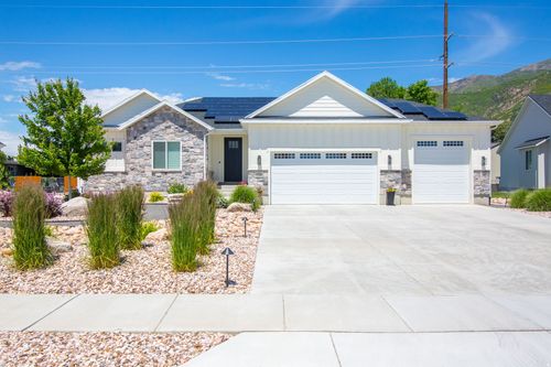 2288 E Parkside Cir, South Ogden, UT, 84403-5361 | Card Image