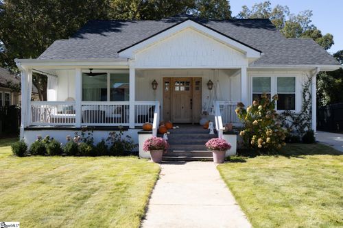 102 Elm St, Greenville, SC, 29605-4008 | Card Image