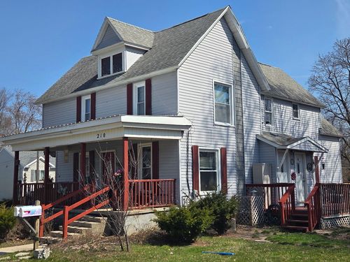 210 Grove St, Sparta, MI, 49345-1127 | Card Image