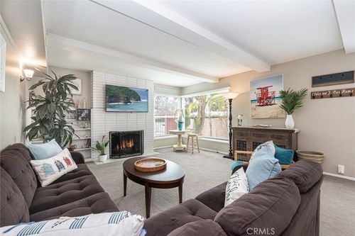 101 Via Antibes, Newport Beach, CA, 92663-4617 | Card Image