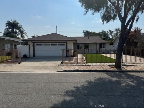3024 Harding Way, Costa Mesa, CA, 92626-2846 | Card Image