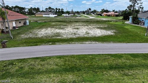 2205 Nw 26th Pl, Cape Coral, FL, 33993-3760 | Card Image